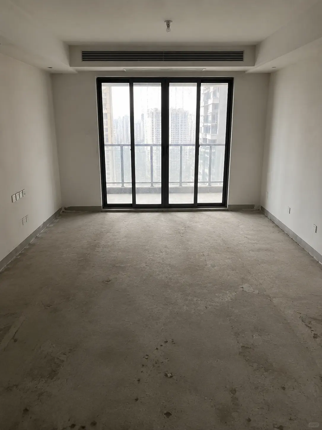Bauhaus styles living room_before